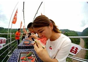 吃瓜比赛视频重庆,瓜界风云再起，瓜王争霸谁主沉浮？