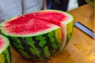 大裤衩吃瓜,揭秘娱乐圈幕后故事