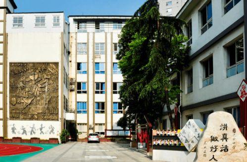 吃瓜吃到自己学校太原,太原校园里的那些事儿