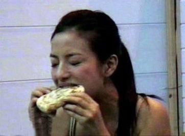 吃瓜路人发怒视频大全最新,视频大全揭示社会现象