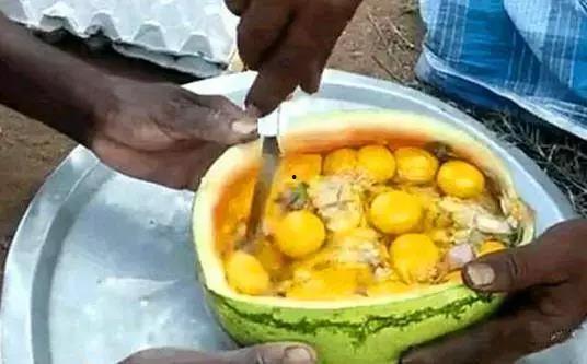 日本人吃生瓜蛋子视频,挑战生瓜蛋子风味之旅